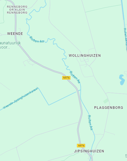 Kaart van een gebied met locaties zoals Weende, Wollinghuizen, Plaggenborg en Jipsinghuizen. De weg N976 loopt door het gebied en kruist de rivier Ruiten Aa.